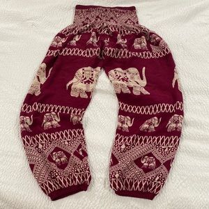 L/XL Maroon and cream harem pants. Yoga pants. Pilates. Genie pants. Side pocket